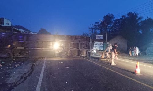 2 Orang Meninggal, Begini Kronologi Kecelakaan Bus Vs Pikap di Ampel Boyolali