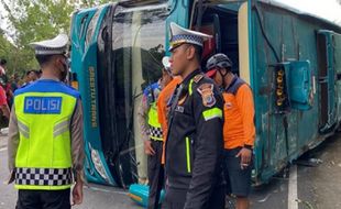 Polisi Olah TKP Bus Terguling di Bukit Bego Bantul, Ini Hasilnya