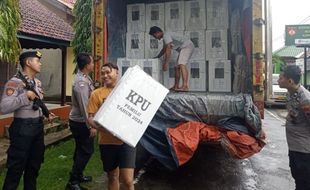 KPU Jepara Mulai Kirim Logistik Pemilu ke Karimunjawa