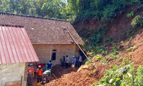 Tebing Setinggi 40 Meter di Desa Pocol Ngawi Longsor, Begini Kesaksian Warga