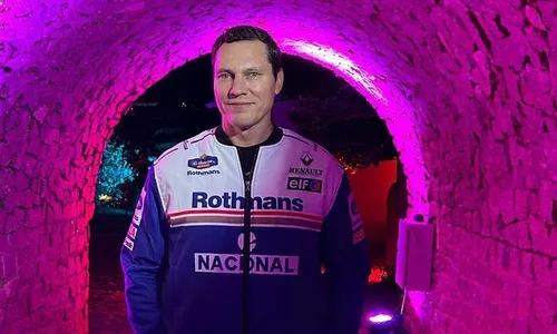 DJ Tiesto Mundur dari Pertunjukan Super Bowl, Ini penyebabnya