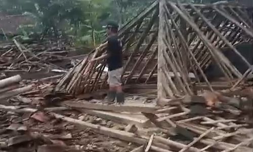 Direncanakan Direhab, Rumah Warga di Mondokan Sragen Malah Ambruk Duluan