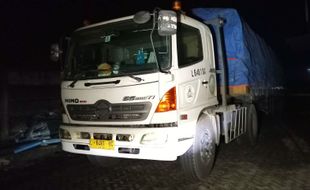 Truk Parkir di Gudang Pupuk Ngawi Berjalan Mundur, 1 Orang Meninggal Terlindas