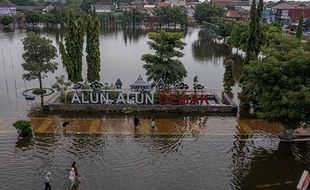 BNPB Target Pengeringan Genangan Banjir Demak dan Kudus Rampung 3 Hari