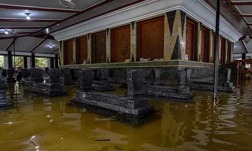 Kompleks Makam Sunan Kalijaga di Demak Terendam Banjir, Begini Kondisinya