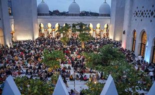 Ingin Salat Idulfitri di Masjid Sheikh Zayed Solo? Ini Imbauan untuk Jemaah