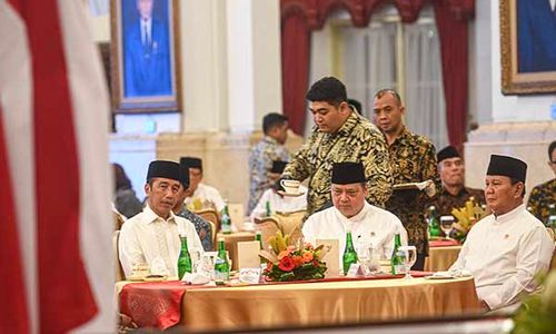 Momen Presiden, Wapres dan Para Menteri Buka Bersama di Istana Negara