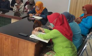 Pemkab Karanganyar Teruskan Tradisi One Day One Juz Al Qur'an di Ramadan 1445 H