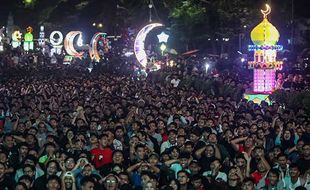 Antusias Ribuan Warga Solo Nobar Timnas Indonesia Vs Vietnam di Balai Kota