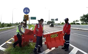 Persiapan Jalan Tol Pejagan-Pemalang Sambut Arus Mudik Lebaran 2024