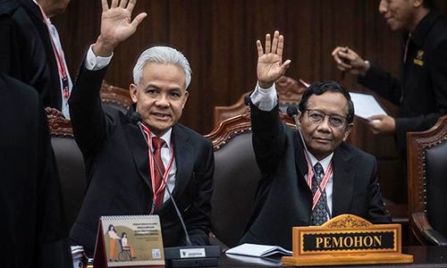 Ganjar-Mahfud Hadiri Sidang Perdana Sengketa Pilpres 2024 di MK