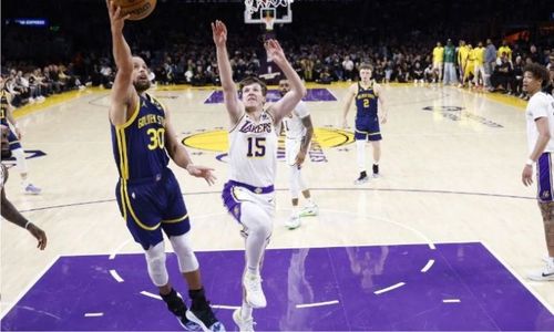 Stephen Curry Comeback, Warriors Tekuk Lakers