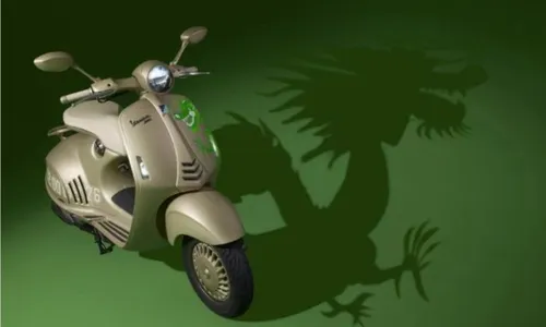 Wow, Vespa Limited Edition 946 Dragon Ini Harganya Rp267 Juta