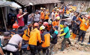 2 Korban Longsor Sragen Ditemukan, Jenazah Sang Ayah Tengah Lindungi Putrinya