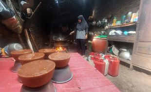 Menjamurnya Kedai Kopi, Berkah bagi Perajin Gula Aren di Banyubiru Semarang