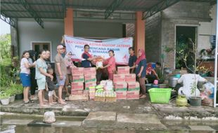 Astra Motor Jateng Salurkan Bantuan dan Ganti Oli Gratis Korban Banjir Semarang