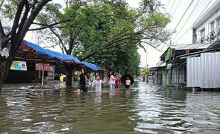 Banjir di Semarang Mulai Surut, Wali Kota: Tetap Waspada