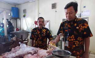 Pastikan Daging Layak Dikonsumsi, DKPP Klaten Gencarkan Operasi ke Pasar