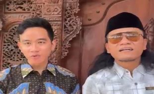 Gibran Temui Gus Miftah di Ponpes Ora Aji Sleman, Ini yang Dibicarakan