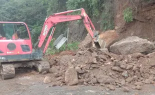 Cuaca Ekstrem, Jalur Solo-Selo-Borobudur Boyolali Kembali Longsor di 3 Lokasi