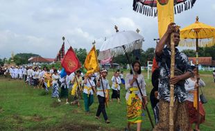 Meriah! Tradisi Mendak Tirta di Banyudono Boyolali Bikin Wong Malaysia Terkesan