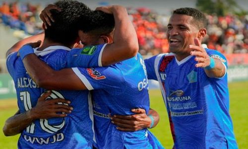 Final Liga 2 Leg Pertama: PSBS Biak Jamu Semen Padang di Stadion Cenderawasih