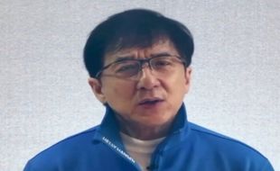 Penampilan Terbaru Jackie Chan Bikin Kaget Warganet