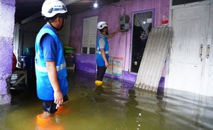 Banjir saat Ramadan, PLN Fokus Amankan Suplai Listrik Warga Pantura Jateng