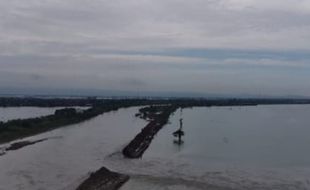 Presiden Jokowi Sebut Banjir Demak Bisa Diatasi dengan Dua Cara Ini