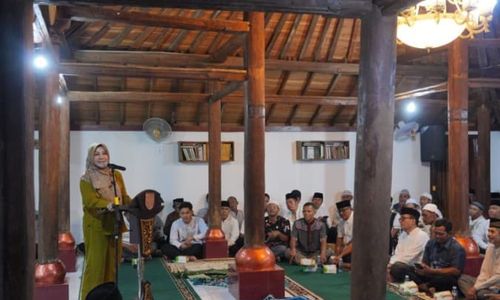 Tarling di Jogonalan, Bupati Klaten Kagumi Arsitektur Masjid Al Makmur Majasem