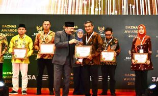 Pj Bupati Karanganyar Raih Baznas Award 2024