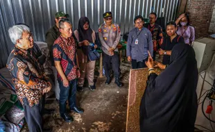 Cerita Pengusaha Boyolali Ubah Botol Bekas Yakult Jadi Barang Bernilai Tinggi