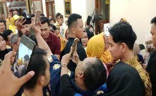 Gibran Tepis Gabung Partai Golkar, Sebut Semua Teman