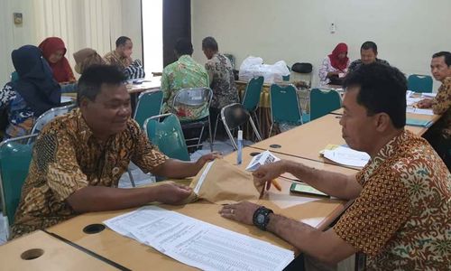 Ketua RT hingga Kader Posyandu di Karanganyar Dapat Insentif Jelang Lebaran