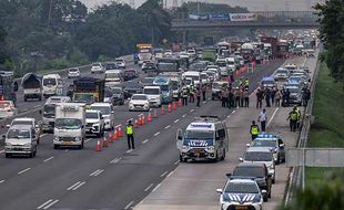 1 Warga Kudus Diduga Jadi Korban Kecelakaan Maut KM 58 Tol Jakarta-Cikampek