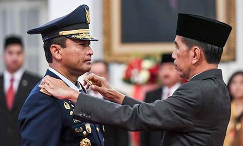 Presiden Jokowi Resmi Lantik Tonny Harjono sebagai KSAU