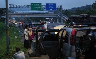 Lebih dari 1 Juta Kendaraan Keluar Jabotabek, Mayoritas Masuk Tol Trans Jawa