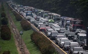 H-5 Lebaran, Tol Cipali Mulai Dipadati Kendaraan Pemudik