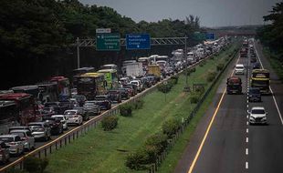 Mudik 2024: Hampir Sejuta Kendaraan Keluar Jabodetabek Jelang Lebaran