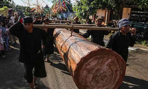 Kirab Sesaji Rewanda, Semarakkan Tradisi Syawalan di Goa Kreo Semarang