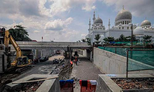 Ketakutan, Korban Penipuan Bukber Catut Masjid Sheikh Zayed Tak Berani Pulang