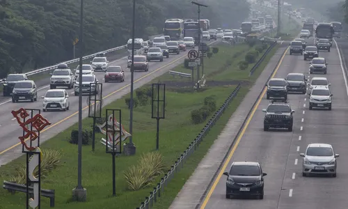 Kendaraan Tujuan Cirebon Dialihkan ke Jalur Pantura