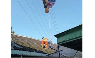 Jelang Idulfitri, PLN Waspadai Potensi Balon Udara Ganggu Jaringan Kelistrikan