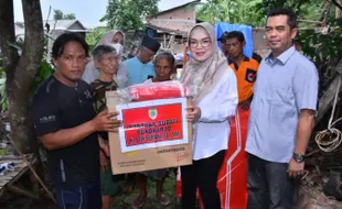 Datangi Desa Gadingan, Bupati Sukoharjo Bantu Warga Korban Angin Kencang