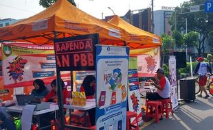 Bayar PBB di Solo CFD, Warga Dapat Suvenir dan Minyak Goreng Gratis