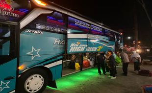 100 Pemudik Tiba di Sragen, Ini Kisah 2 Bus Mudik Gratis Terjebak Macet 2 Jam