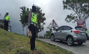 Curam! Banyak Mobil Mogok Tak Kuat Nanjak Jalur SSB Boyolali