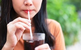 Benarkah Minum Teh setelah Makan Berbahaya Bagi Kesehatan? Ini Penjelasannya