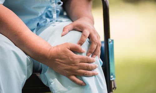 Menopause Sebabkan Wanita Cepat Alami Osteoporosis