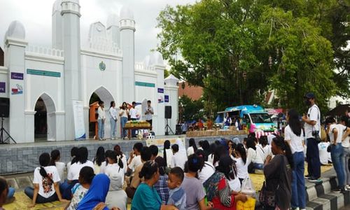 BKK Karangmalang Sragen Bagikan Potongan THR Karyawan untuk Warga Kurang Mampu